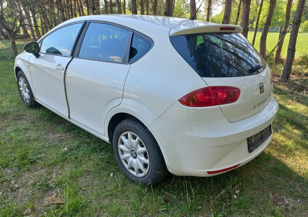 Seat Leon cena 16900 przebieg: 175663, rok produkcji 2010 z Syców małe 92